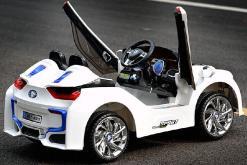 Elektro Kinderfahrzeug Kinderauto für Kinder ab 2 Jahre 12V Weiß Lichter LED Flügeltüren-2